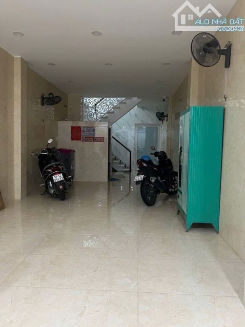 Quận Bình Thạnh-Nhà đẹp-Hẻm ô tô 6M-Giáp Q1-Sát MT Chu Văn An-P26–81m2-4x20-3tầng-5PN,6WC - 2