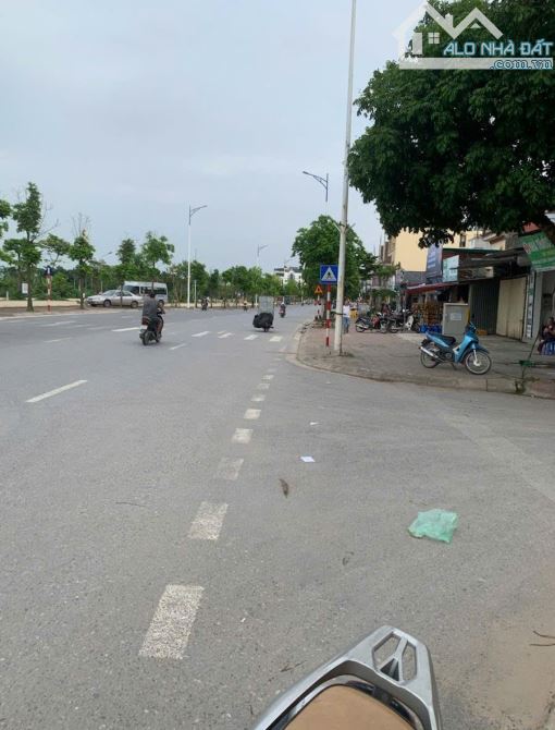 Bán đất Ỷ Lan, Gia Lâm 105m2, mt 5.2m, ô tô tránh, thông, 7.4 tỷ - 2