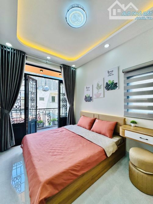 SIÊU VỊ TRÍ GIÁP Q1 Q2• NGAY CẦU THỦ THIÊM (P22 BÌNH THẠNH) • 3 TẦNG • HẺM 4M • 6 TỶ - 2