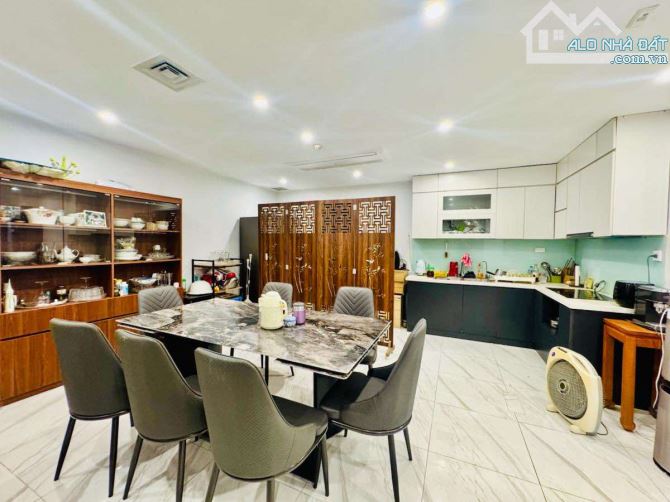 Bán căn góc mặt phố La Thành- Đống Đa- 80m2- MT: 5m- 36,5 tỷ- xây toà văn phòng đẹp - 2