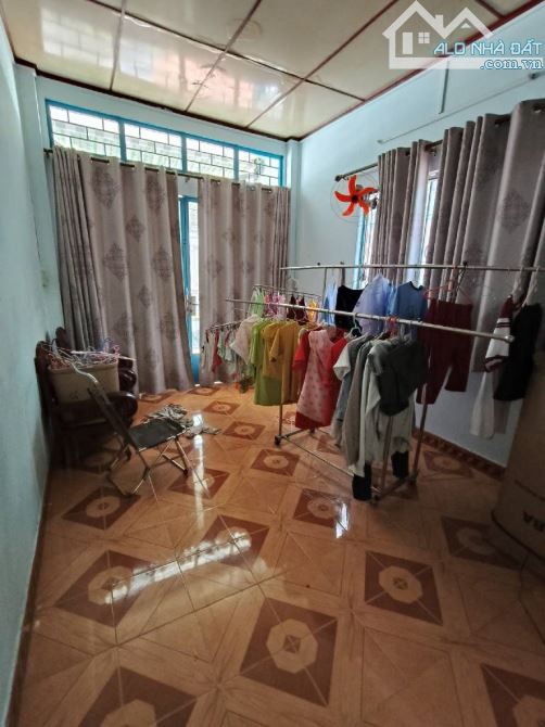 NHÀ 3 TẦNG, 59M2, HẺM RỘNG RÃI, GẦN MẶT TIỀN -NGAY NGÔ TẤT TỐ - CẦU THỦ THIÊM. - 2