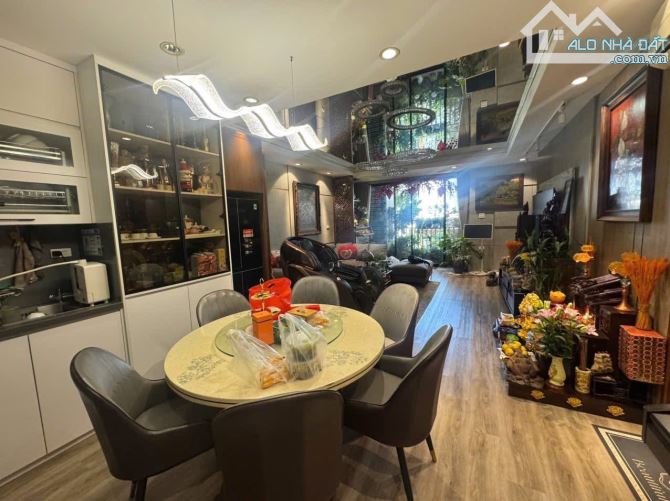 Bán căn hộ cao cấp toà GP Building 170 Đê La Thành, 133m2, tặng full nội thất xịn sò - 2