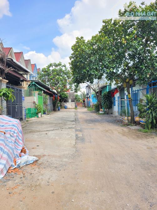 Bán nhà 1 trệt 2 lầu Hoàn Công, full nội thất p.Đông Hòa Tp.Dĩ An chỉ 6ty500 TL M7790 - 2