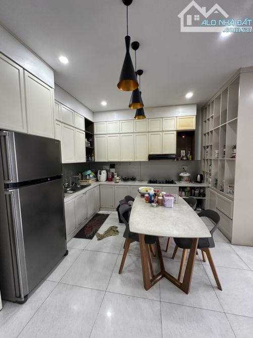 Gấp bán nhà Hẻm Xe Hơi đường Tân Hoà Đông,137m2 ( 5 x 20 nở hậu 15m ) 4 TẦNG 7PN 7WC - 2