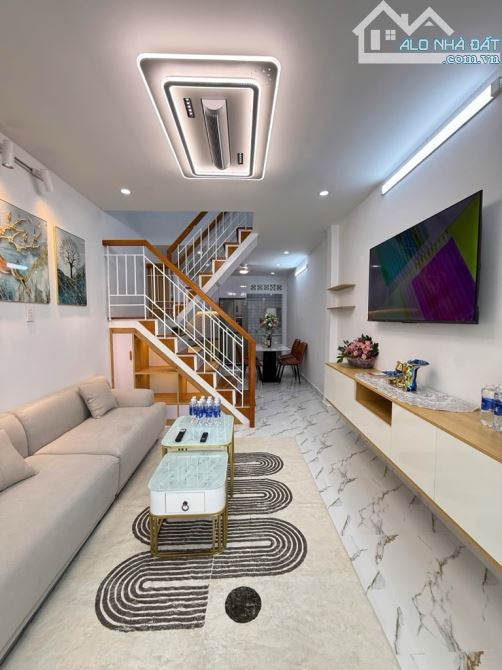 CỐNG LỞ -TÂN BINH-NHÀ CẦN BÁN-SIÊU PHẨM NHÀ PHỐ- TÌM CHỦ NHÂN XỨNG TẦM - CAM KẾT GIÁ RẺ NH - 2