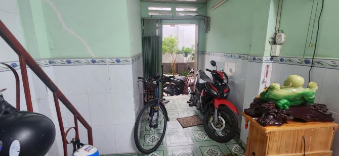 N.HỈNH 2 TỶ KHU VỰC NHÀ H.IẾ.M BÁN CHO NGƯỜI TC THẤP,NỞ HẬU, SHR. - 2