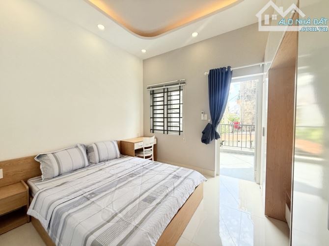 Bán nhà Nguyễn Văn Nghi, phường 7, Gò Vấp, 60m2, 3 tầng, hẻm xe hơi, gần Emart, giá 7.7 tỷ - 2
