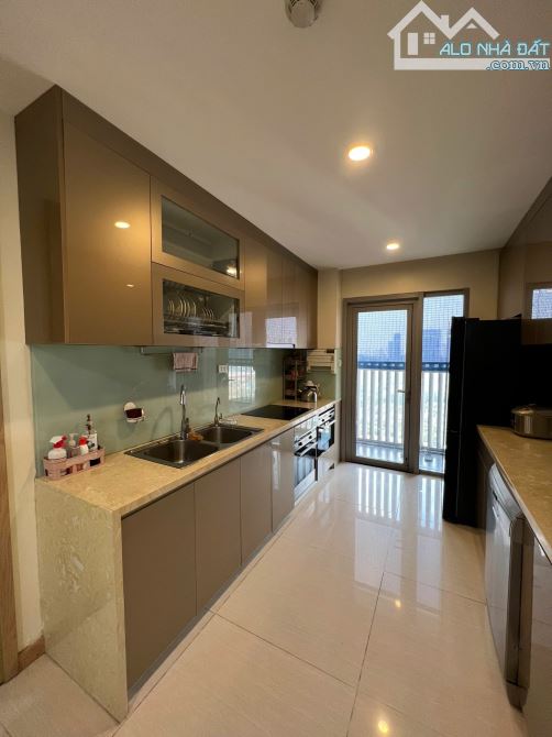 Chung cư cao cấp, 173m, 4ngủ, Nhà đẹp nội thất cao cấp, Căn góc 2 thoáng, Sổ đỏ lâu dài - 25