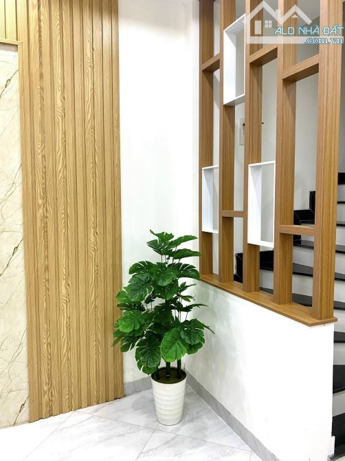 SIÊU PHẨM 5 TẦNG, PHỐ NGÔ QUYỀN LA KHÊ, HÀ ĐÔNG, DT 30M2, MT 3.8M, HƠN 7TỶ, ÔTÔ ĐỖ CỔNG - 3