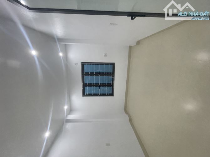 1.9 tỷ căn nhà 3 tầng dt 40.3m. Nhà đẹp long lanh Trần Lãm Tp Thái Bình - 3