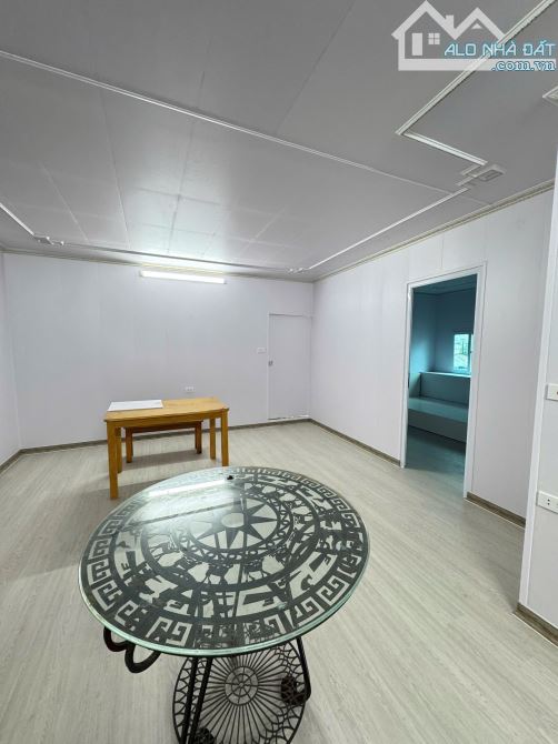 BÁN TẬP THỂ TẦNG 5 ,BỘ T .CHÍNH, 43 NGUYỄN NGỌC DOÃN, ĐỐNG ĐA. 150M2 – 5PN. 4,48 TỶ - 3