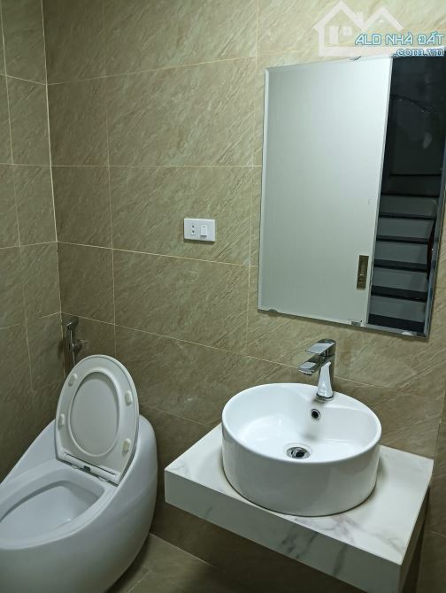 Đường Láng, 45m, 6ngủ, Thang máy, Ngõ thông, Nhà đẹp full nội thất ở luôn, Sổ chính chủ - 3