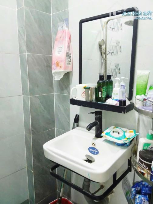 NHÀ MỚI 2 TẦNG ,CĂN GÓC 2 MẶT HẺM,VÀO Ở NGAY, LƯU HỮU PHƯỚC P15 Q8 CHỈ HƠN 2 TỶ - 3