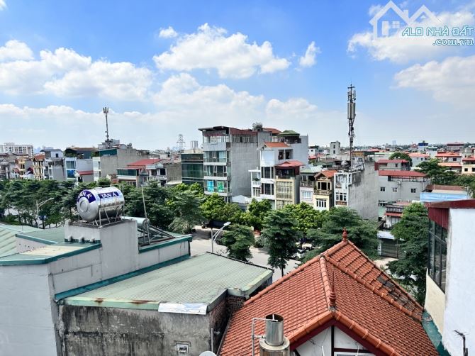 Bán nhà Phố Việt Hưng, 40m2,   máy, 6 tầng, Chào 7.95 tỷ,  - Full nội thất sang xịn - 3