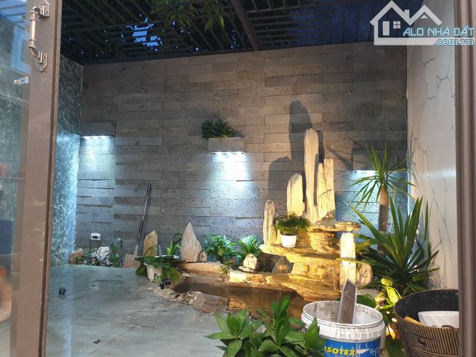 BÁN NHÀ 3.35 TỶ 3 TẦNG 84M2 CÓ SÂN ĐỂ Ô TÔ NGÕ KHU ĐÔ THỊ MỸ TRUNG - 3
