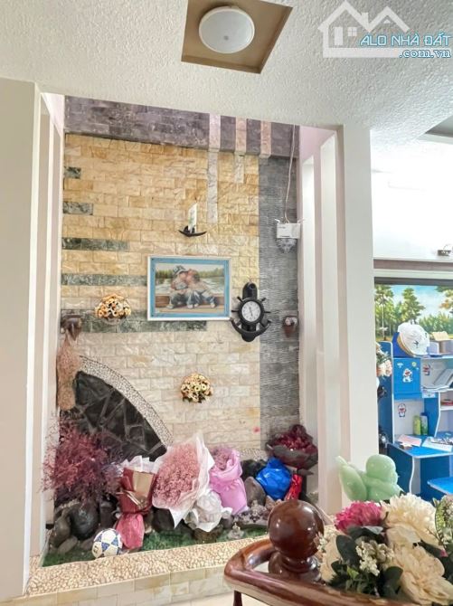 Bán Nhà Phố Hẻm Xe Hơi Nguyễn Hữu Cảnh, P.8, Đà Lạt – 183m², Sổ Riêng, Giá Tốt - 3