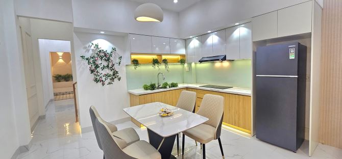 NHÀ MỚI 3 tầng FULL Nội Thất kiệt 3m Trần Cao Vân. Dtđ khủng - 3