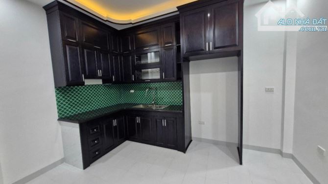 🏡 LÔ GÓC - NHÀ MỚI KOONG - 5 TẦNG THANG MÁY - 6 PHÒNG NGỦ - 3