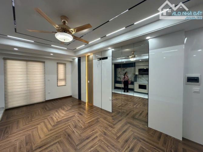 BÁN NHÀ TRẦN DUY HƯNG  CẦU GIẤY - NHÀ MỚI - THANG MÁY - Ô TÔ - GẦN PHỐ - 48M2, 6 TẦNG - 3