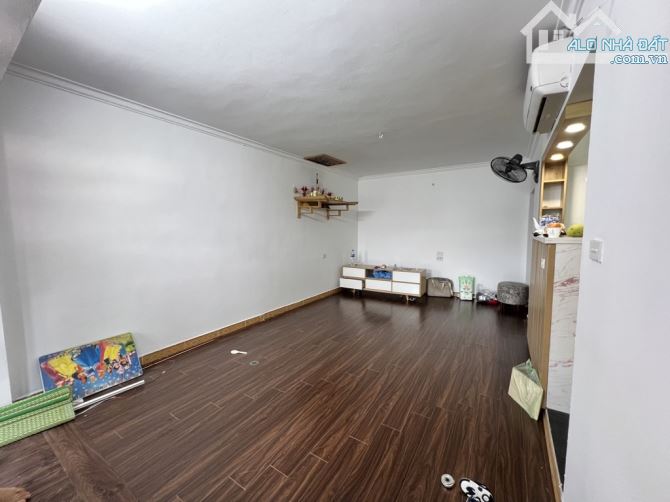 Bán nhà Hoàng Đạo Thành, Thanh Xuân, 120m² × 3 Ngủ, Nhà đẹp ở ngay, Nhỉnh 4 tỷ. - 3