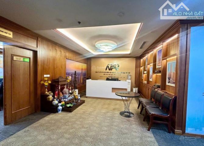 VIP! Siêu đẹp! Mặt Tiền Nguyễn Thị Minh Khai Phường Bến Nghé Quận 1. - 3