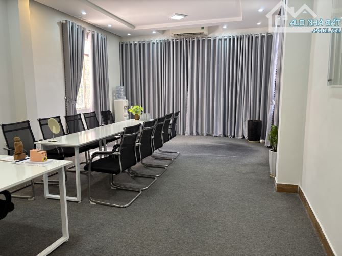 CHO THUÊ NHÀ 3 TẦNG MTKD PASTEUR - DT ĐẤT 200 M2 - VỊ TRÍ SẦM UẤT - GIÁ THỎA THUẬN - 3