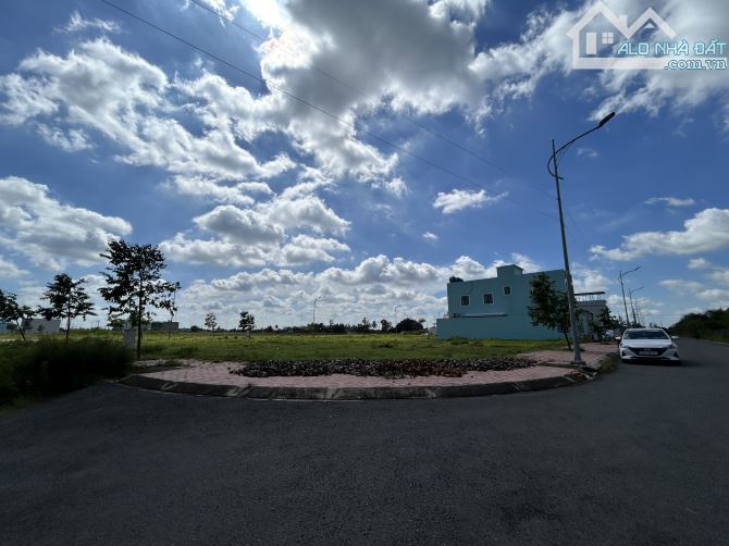 ✅ Bán lô góc đường D1 và Trần Văn Ngà thuộc  TĐC An Vĩnh Ngãi , TP Tân An_ DT: 10 x 18m2 - 3