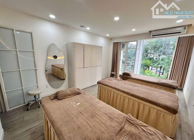 Cho thuê nhà Nguyễn Đình Chiểu Quận 1 DT 4x18m trệt 3 lầu giá thuê 55 triệu/tháng - 3