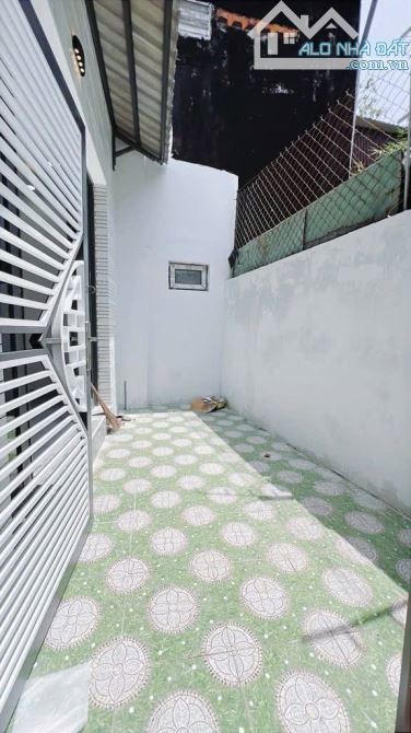 Nhà mới 1 sẹc Bến Vân Đồn, 32m2, 2 tầng – 2,9 tỉ - 3