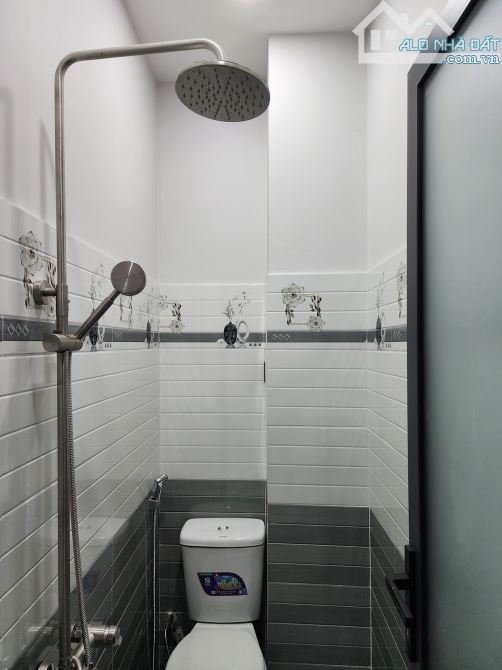 Quang Trung- Gò Vấp  Nhà 2 tầng đường 32m2- giá 3.2 tỷ tl - 3