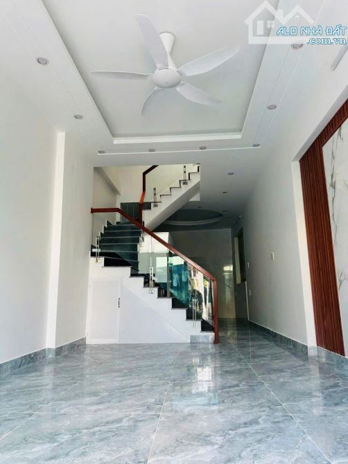 📣📣 Chủ Gửi Bán Nhà 3 Tầng Vọng Hải Hưng Đạo Dương Kinh Hải Phòng. Giá chỉ 1,85 tỷ - 3