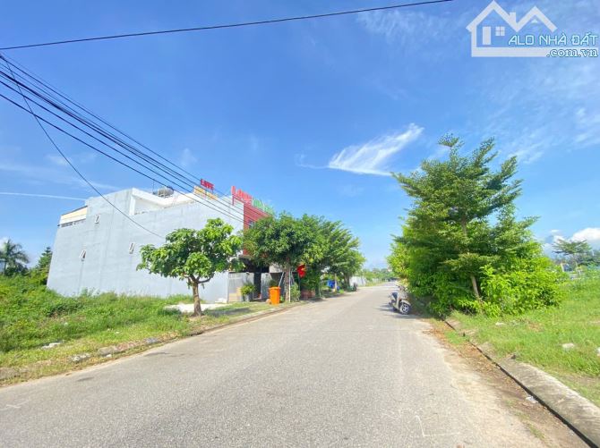 (ĐẤT BIỂN) NGANG 15M ĐƯỜNG 7,5M HƯỚNG BIỂN, ĐỐI DIỆN CÔNG VIÊN, CÁCH BIỂN ĐÚNG 1 CON ĐƯỜNG - 3