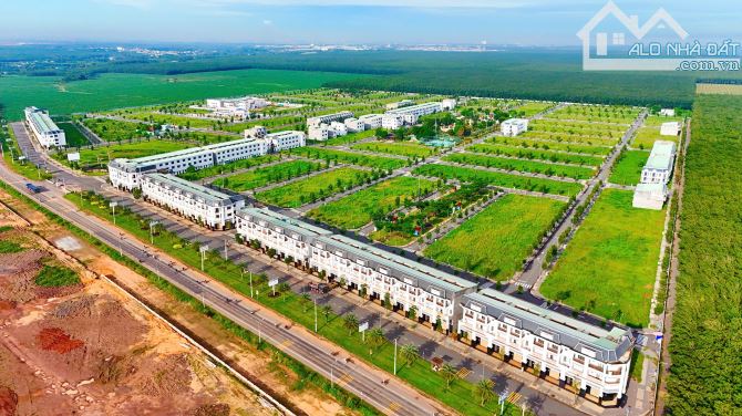 Đất nền sổ đỏ khu vực sân bay quốc tế Long Thành DT 5x20m2 giá 19.5 triệu/m2 - 3
