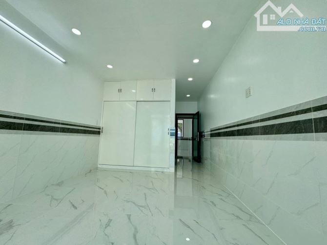 Hiếm - Nhà 80m2, đúc 4 tầng, hẻm 8m Nguyễn Tất Thành – 14,8 tỉ. - 3