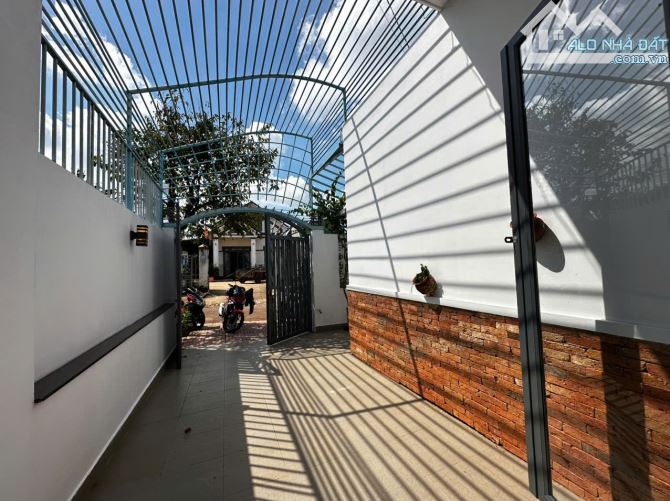 Nhà Đẹp C4 Mặt Tiền Đường B2, Thôn 6 Xã Cư Ebur, Buôn Ma Thuột - Gần Vòng Xoay Phạm Ngũ Lã - 3