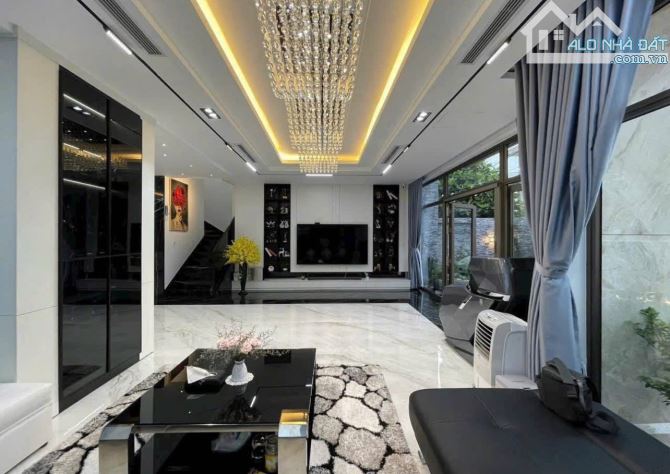 Bán Biệt Thự 3 tầng Siêu Vip 2 Mặt tiền - KHu Nam Việt Á - DTĐ 244m ngang 14m - 3