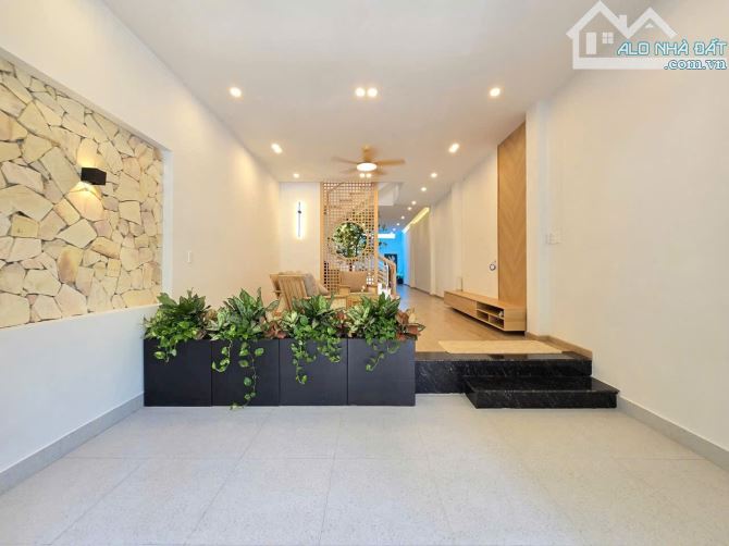 Siêu vip! NHÀ 3 TẦNG NGUYỄN ĐỔNG CHI thiết kế hiện đại trung tâm Hải Châu 81m2 7tyx - 3