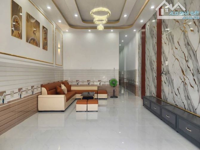 Bán gấp căn nhà Đ.Suối Lội - củ chi - 151m2 - 835 Triệu - sổ riêng - 3