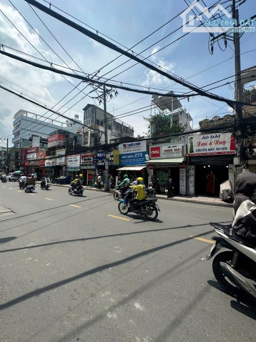 Mặt Tiền Lê Quang Định, Bình Thạnh: Chính Chủ Bán Gấp! DT 3.3x27.6m, Giá Tốt Chỉ 20 tỷ! - 3