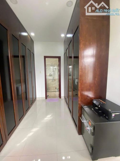 CẦN BÁN BIỆT THỰ PHƯỚC SƠN, P.11 – CÓ HỒ BƠI & VƯỜN SAU RỘNG – SỔ HỒNG HOÀN CÔNG CÁ NHÂN - 3