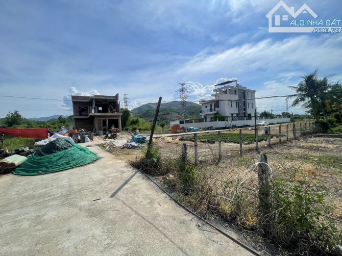 Đất dân Vĩnh Hiệp hướng Đông, sát khu TĐC và dự án Phúc Khánh 1 - 3