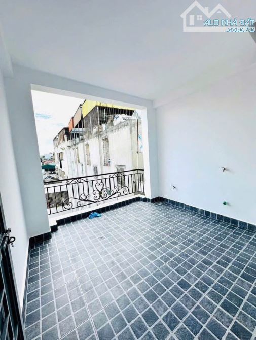 TÔI ĐANG CẦN BÁN CĂN NHÀ XÂY MỚI TINH  38M2 X 5T TẠI PHỐ KIM GIANG GIÁ NHỈNH 8 TỶ - 3