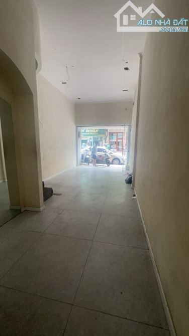 MẶT TIÊN KINH DOANH VÕ VĂN TẦN - 3 TẦNG- P. BÀN CỜ -Q.3- DT: 32M2- 27 TỶ - 3