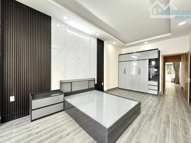 NGUYỄN VĂN ĐẬU GIÁP PHAN ĐĂNG LƯU - HXH 7 CHỖ - 2 TẦNG MỚI ĐẸP - VIEW CÔNG VIÊN - 63M2 - 3