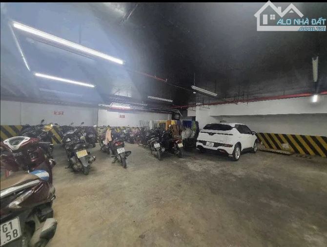 Toà văn phòng Lạc Long Quân 288m 7 tầng +1 hầm MT 16m  125 tỷ ô tô tránh dòng tiền 200tr/t - 3
