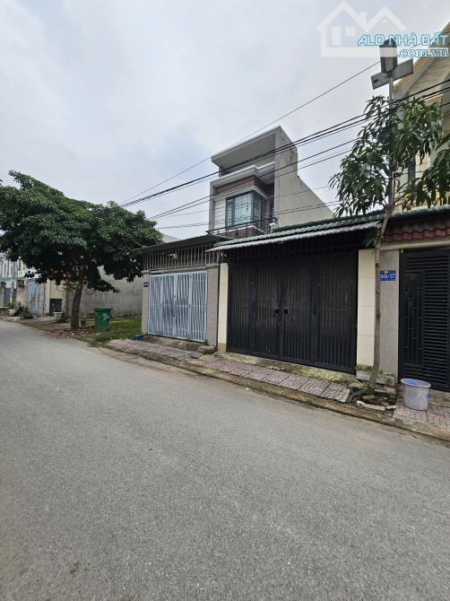 Bán nhà cấp 4 (4x20.4m), hẻm ĐT.743C p. Tân Đông Hiệp - 3