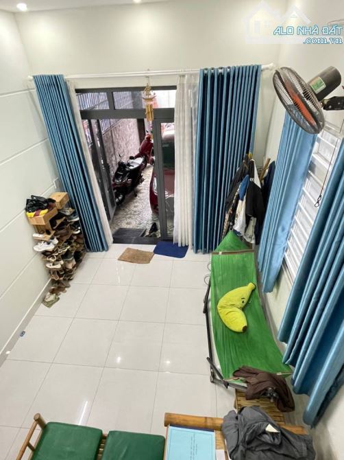 Nhà đẹp 2 tầng lô góc Linh Xuân dt 69m2 giá có hơn 4 tỷ - 3