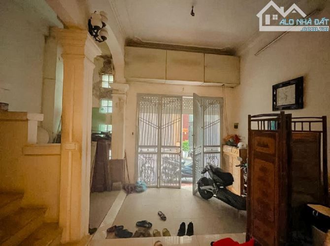 Nếu bạn đang tìm nhà, đừng bỏ qua căn này - Cách  3 nhà ra phố Vương Thừa Vũ - 13 Tỷ - 3