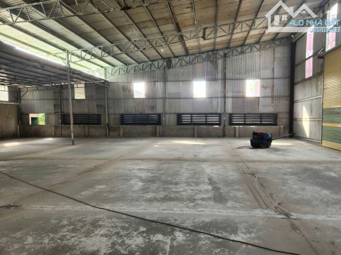 *Cho thuê kho xưởng*1800m2 gần đường Nguyễn Duy Trinh, Phú Hữu, Quận 9 - 3