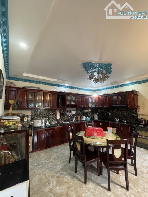 🔴 BÁN GẤP NHÀ 3 TẦNG – 2 MẶT TIỀN– BÀ ĐIỂM, HÓC MÔN – 130M² – NGANG 8M - GIÁ CHỈ 10.5 TỶ‼ - 3